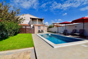 Spacious apartment with private pool